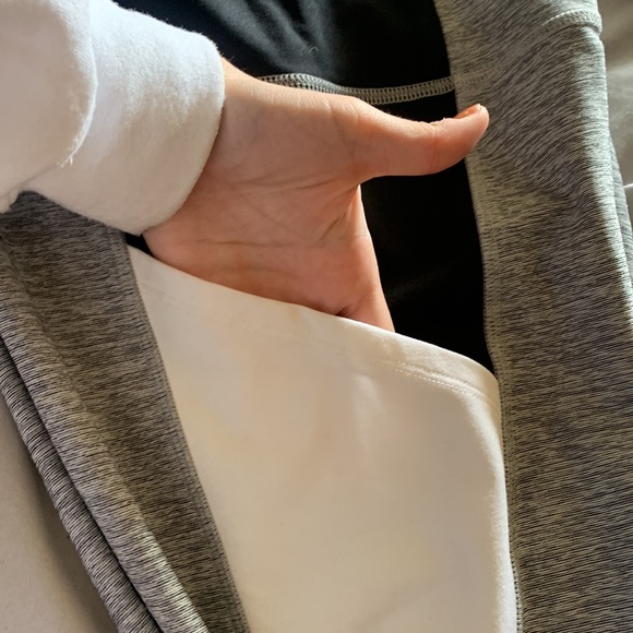 PINK Mesh Leggings - Picture 4 of 6